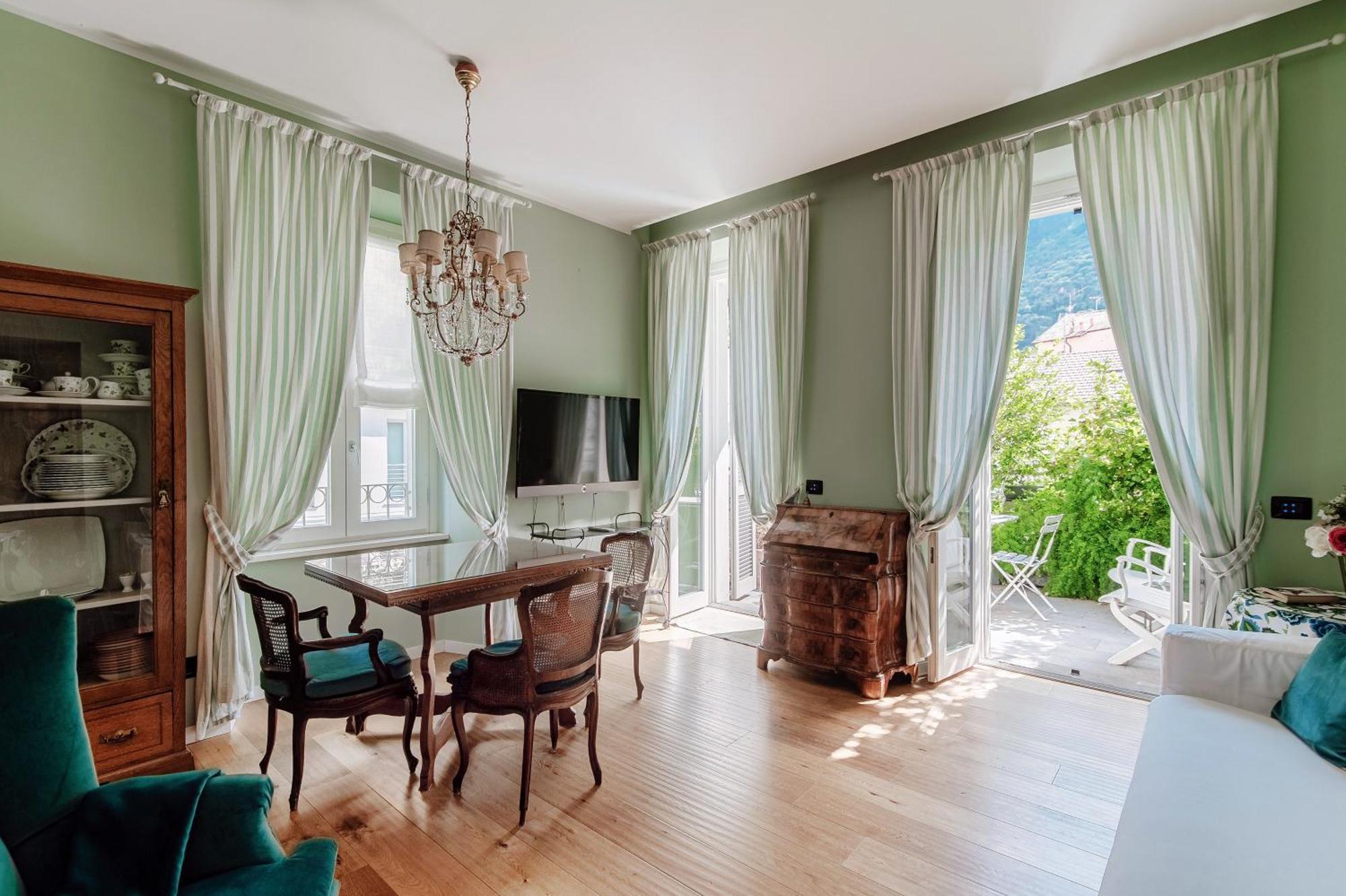 Green Home 65 - The House Of Travelers كومو المظهر الخارجي الصورة