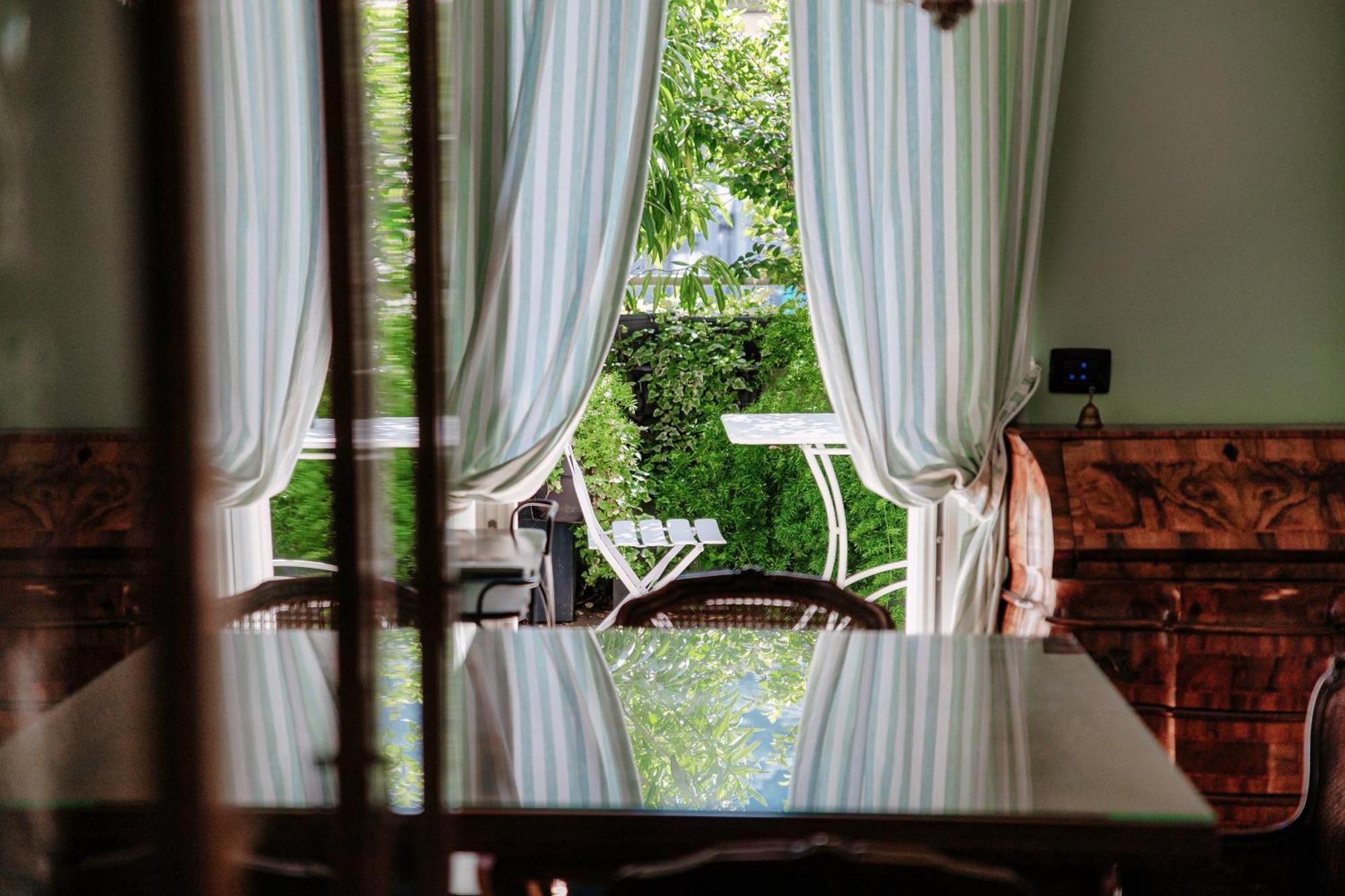 Green Home 65 - The House Of Travelers كومو المظهر الخارجي الصورة
