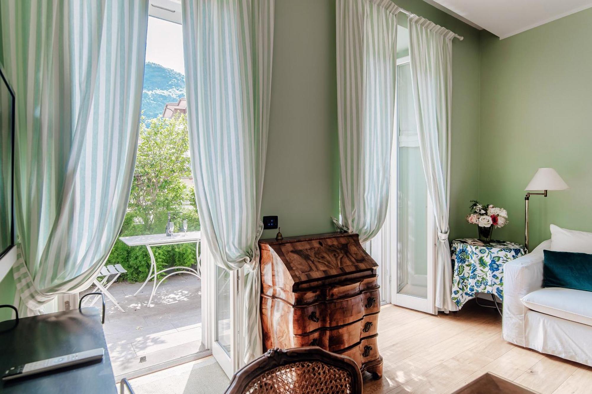 Green Home 65 - The House Of Travelers كومو المظهر الخارجي الصورة